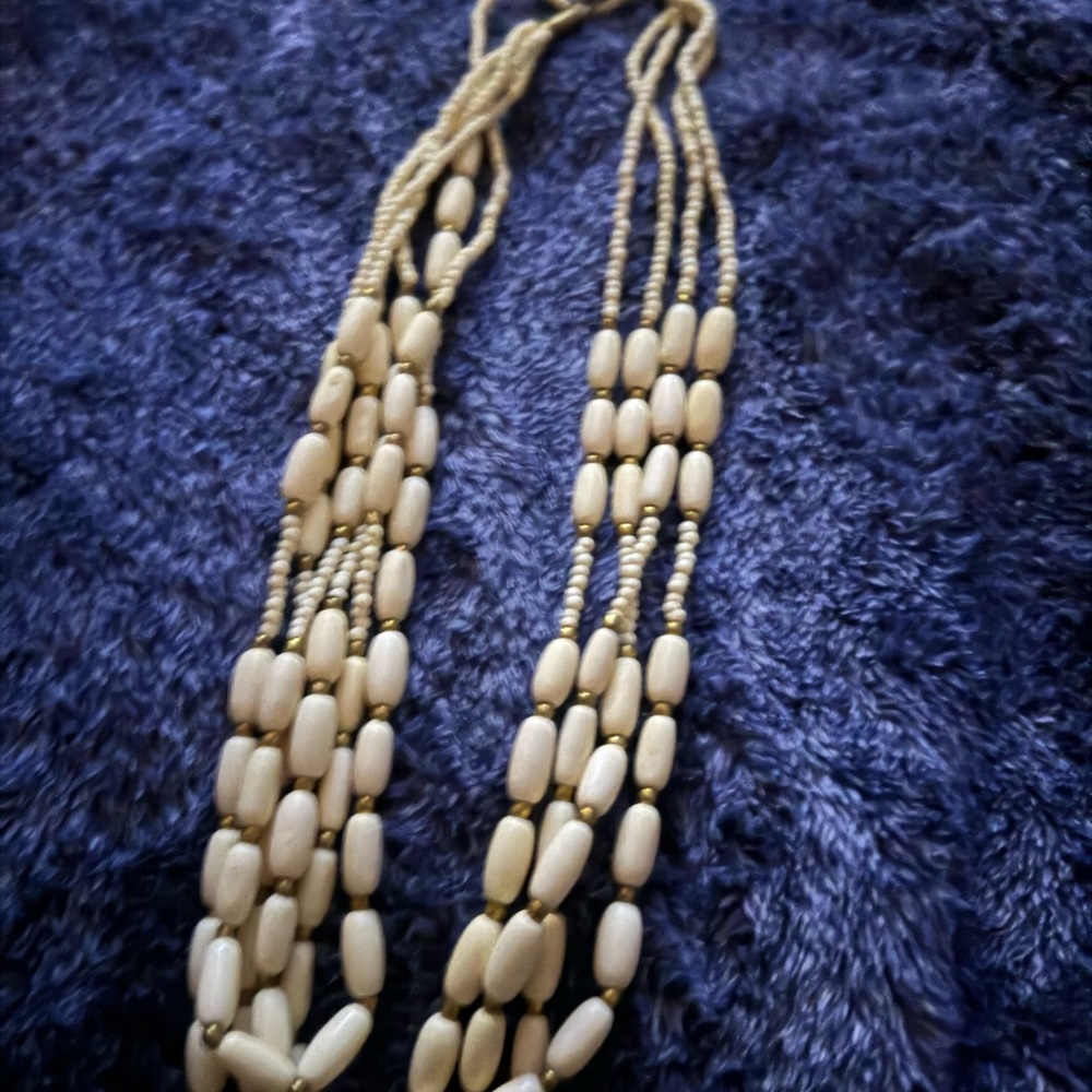 Beauty Statement Necklace.  One of a kind.   Ready for Shipping. - Picture 3 of 3
